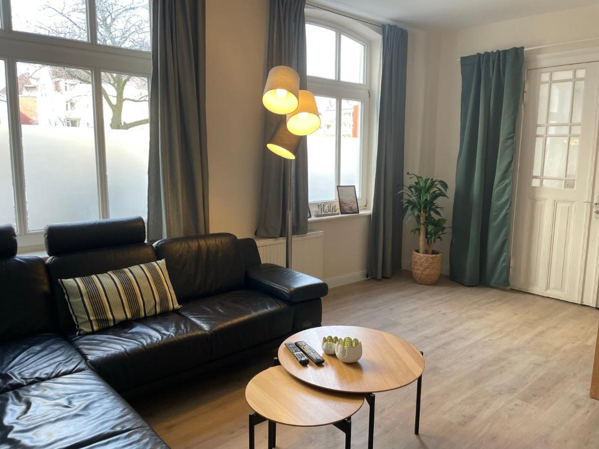 Ferienwohnungen Am Weserdeich 不来梅港 外观 照片
