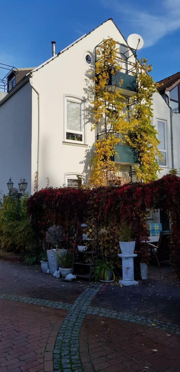 Ferienwohnungen Am Weserdeich 不来梅港 外观 照片